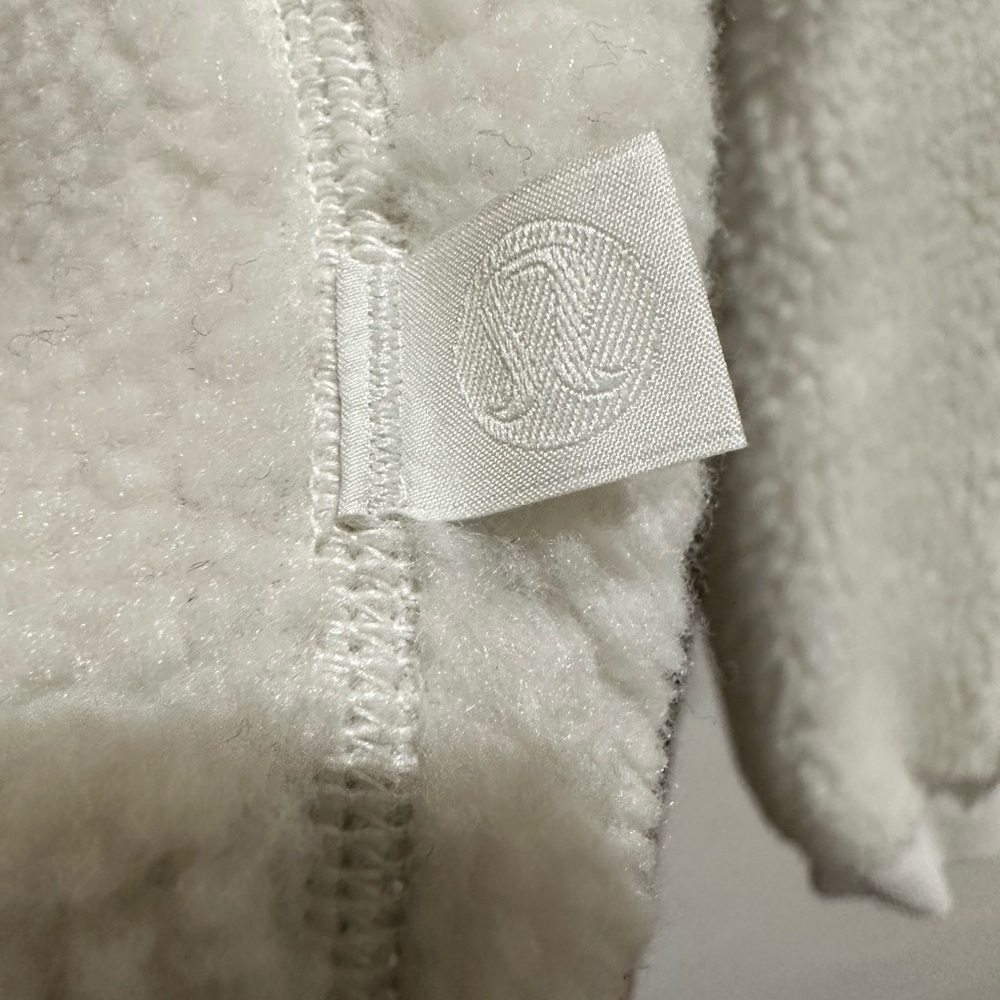 Lululemon Men’s Fleece $168 High Pile HalfZip Pullover - Picture 4 of 9
